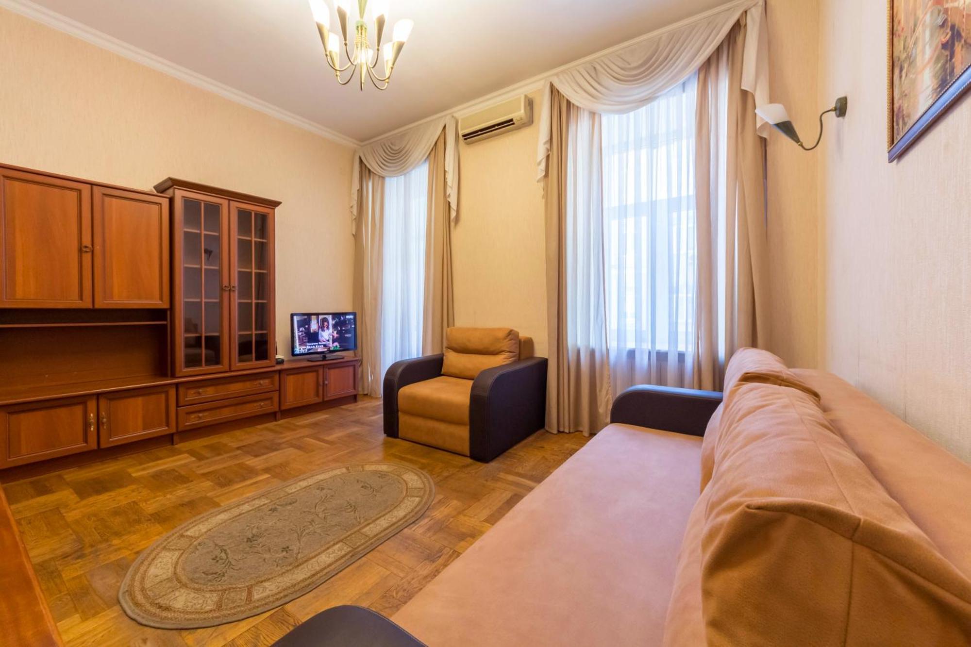 Central Apartments Kyiv Exterior photo