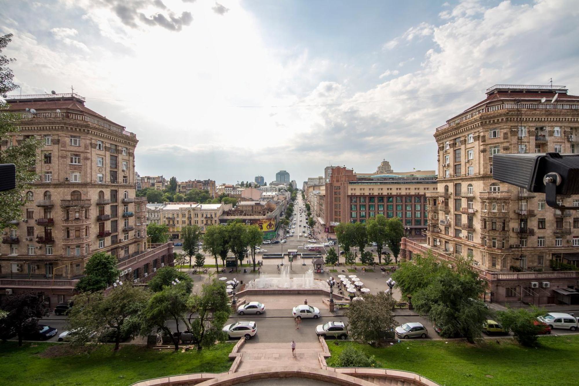 Central Apartments Kyiv Exterior photo