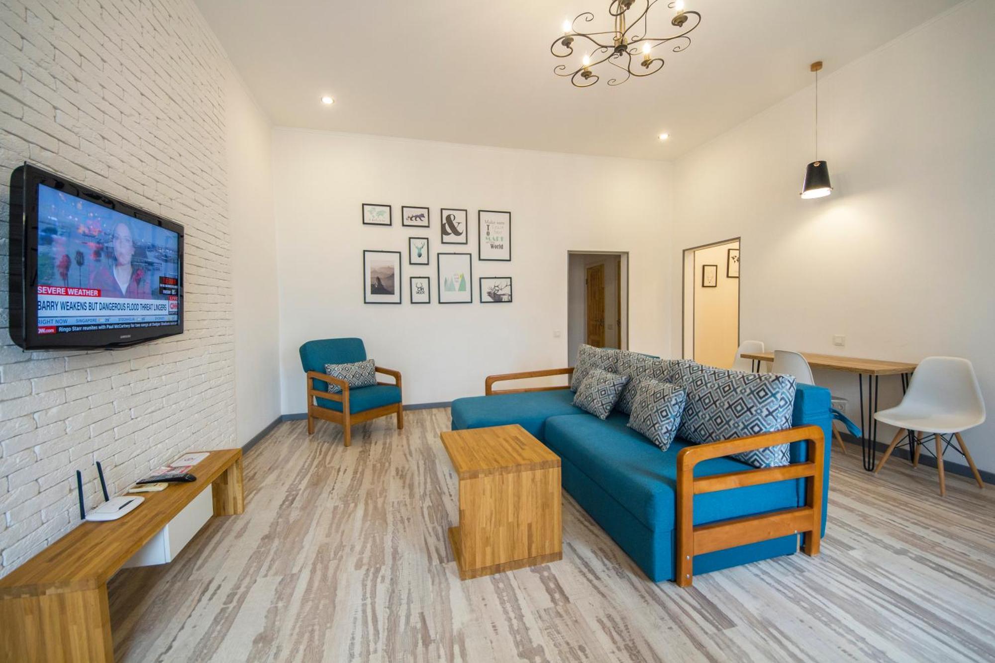 Central Apartments Kyiv Exterior photo